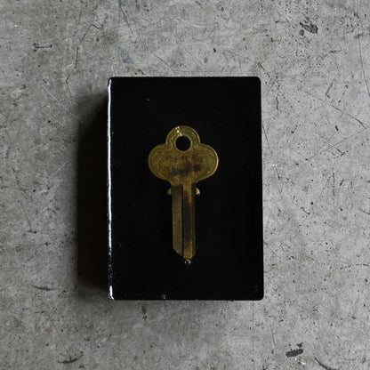 Acrylic resin object "Key"｛RB-01011｝