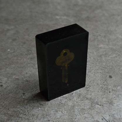 Acrylic resin object "Key"｛RB-01011｝