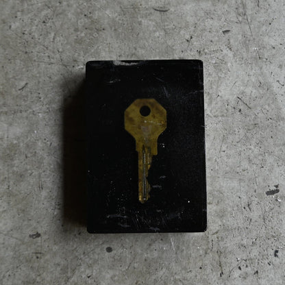 Acrylic resin object "Key"｛RB-01012｝