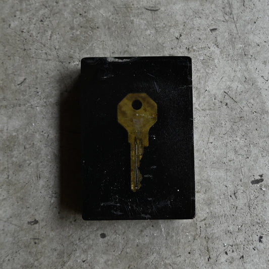 Acrylic resin object "Key"｛RB-01012｝