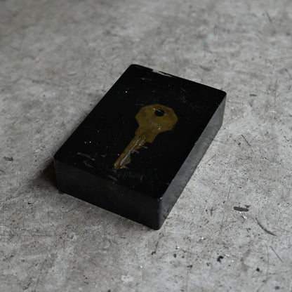 Acrylic resin object "Key"｛RB-01012｝
