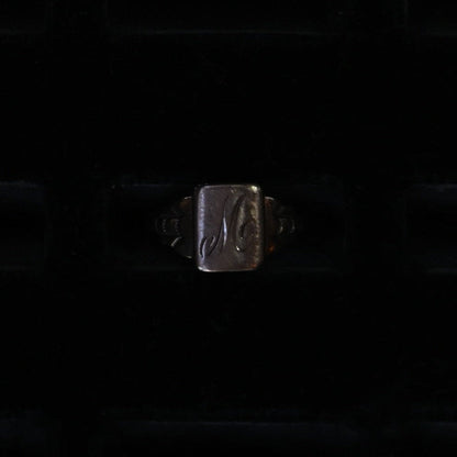 10k Signet Ring "M" ｛RM-00303｝