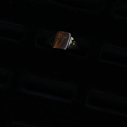 10k Signet Ring "M" ｛RM-00303｝