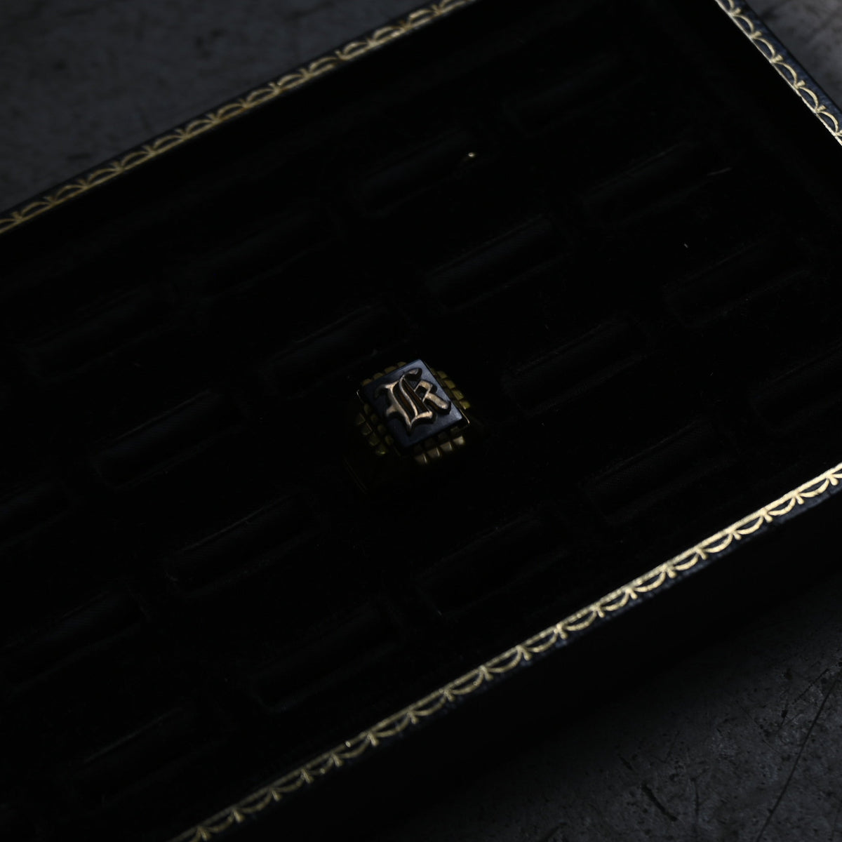 Vintage ring "18K GFD monogram "｛RM-00311｝