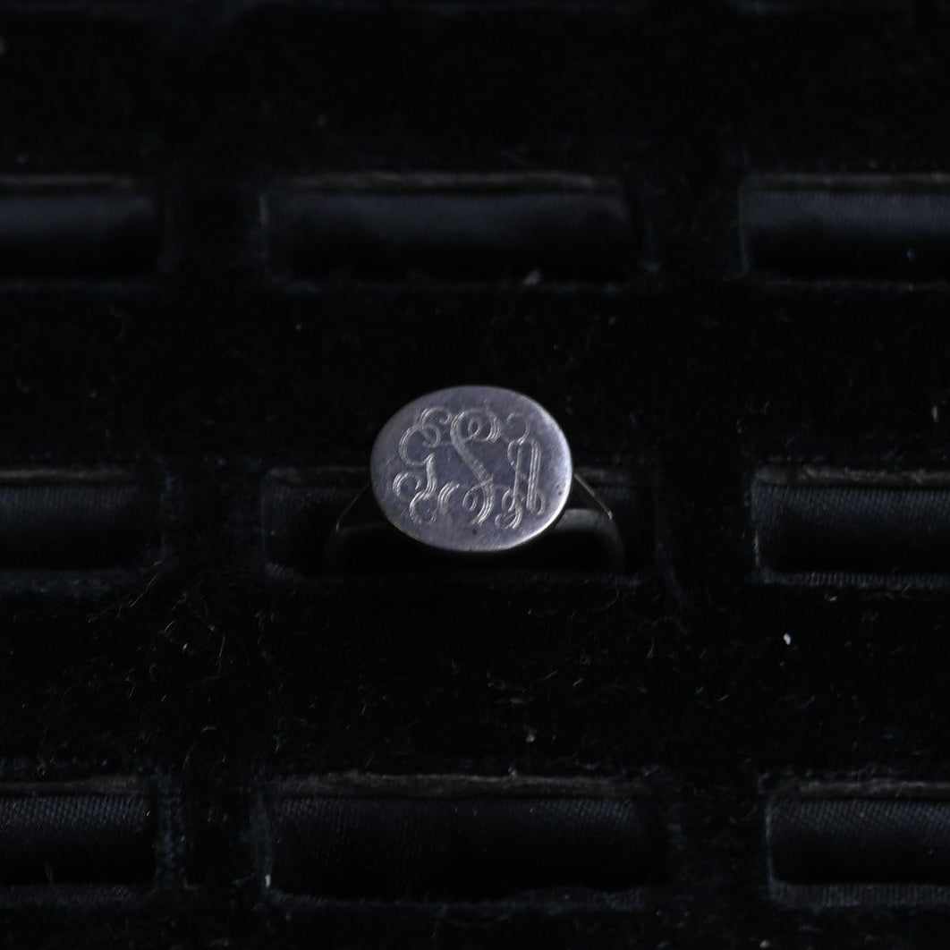 Silver Signet Ring "Victorian period" ｛RM-00307｝