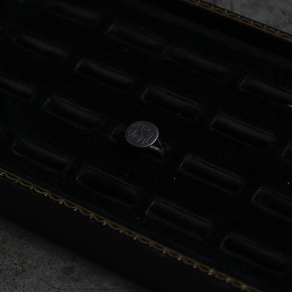 Silver Signet Ring "Victorian period" ｛RM-00307｝
