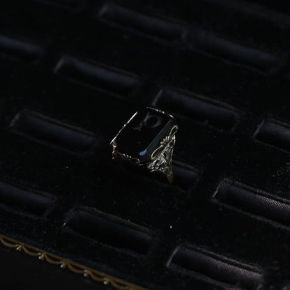 Initial Silver Ring "onyx P" ｛RM-00309｝