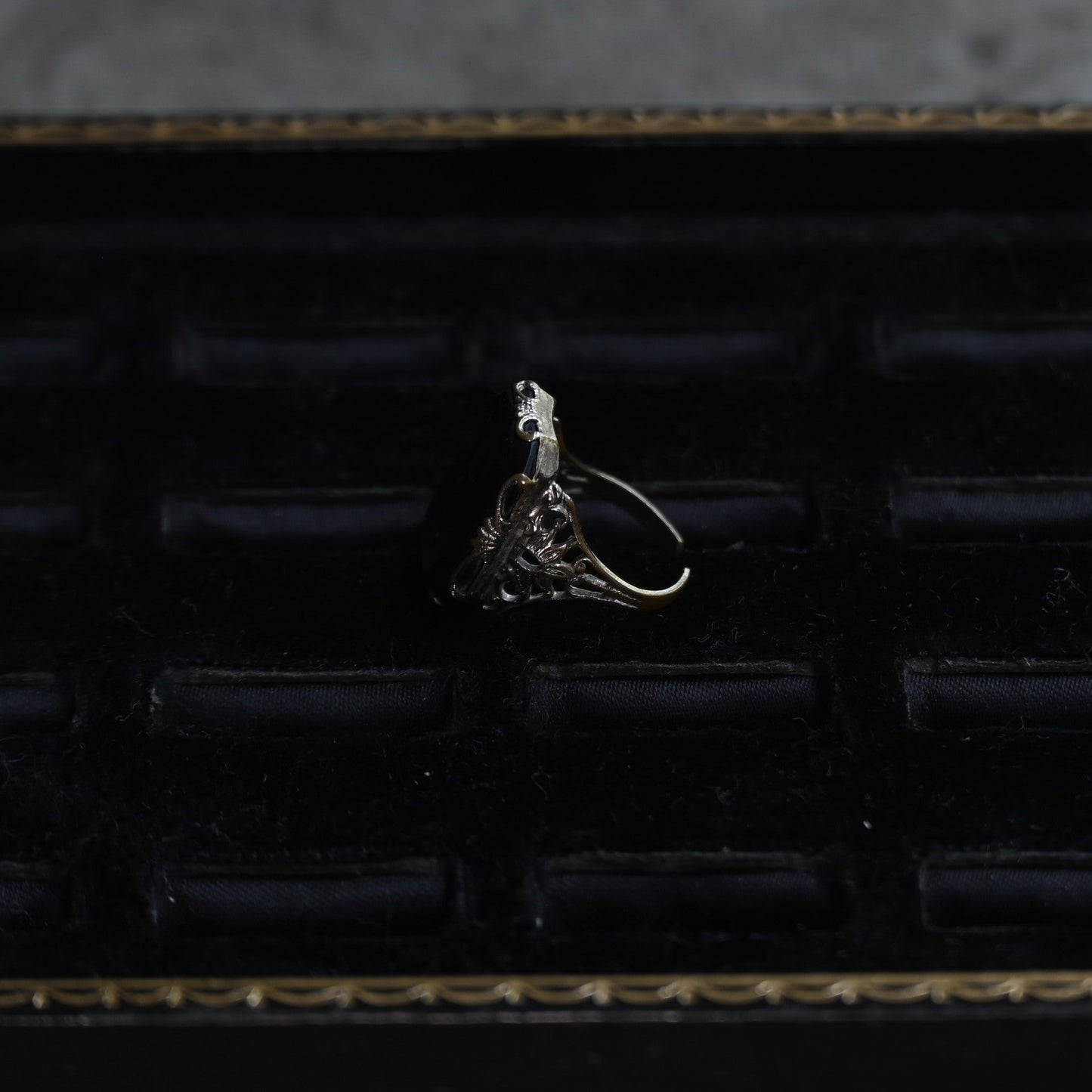 Initial Silver Ring "onyx P" ｛RM-00309｝
