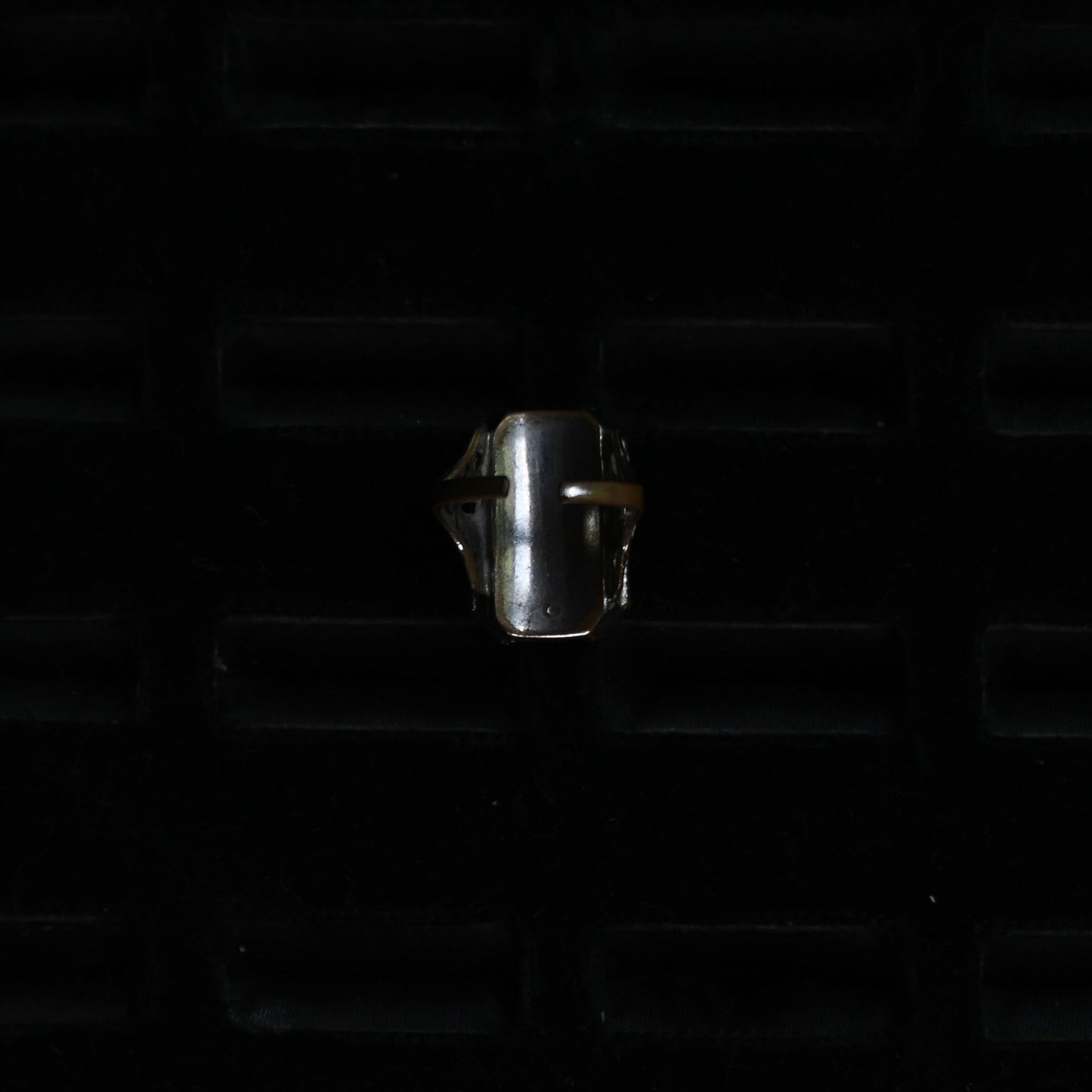 Initial Silver Ring "onyx P" ｛RM-00309｝