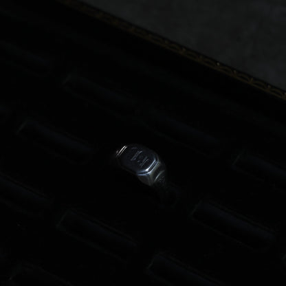 Octagon Initial  Ring "FL"｛RM-00312｝