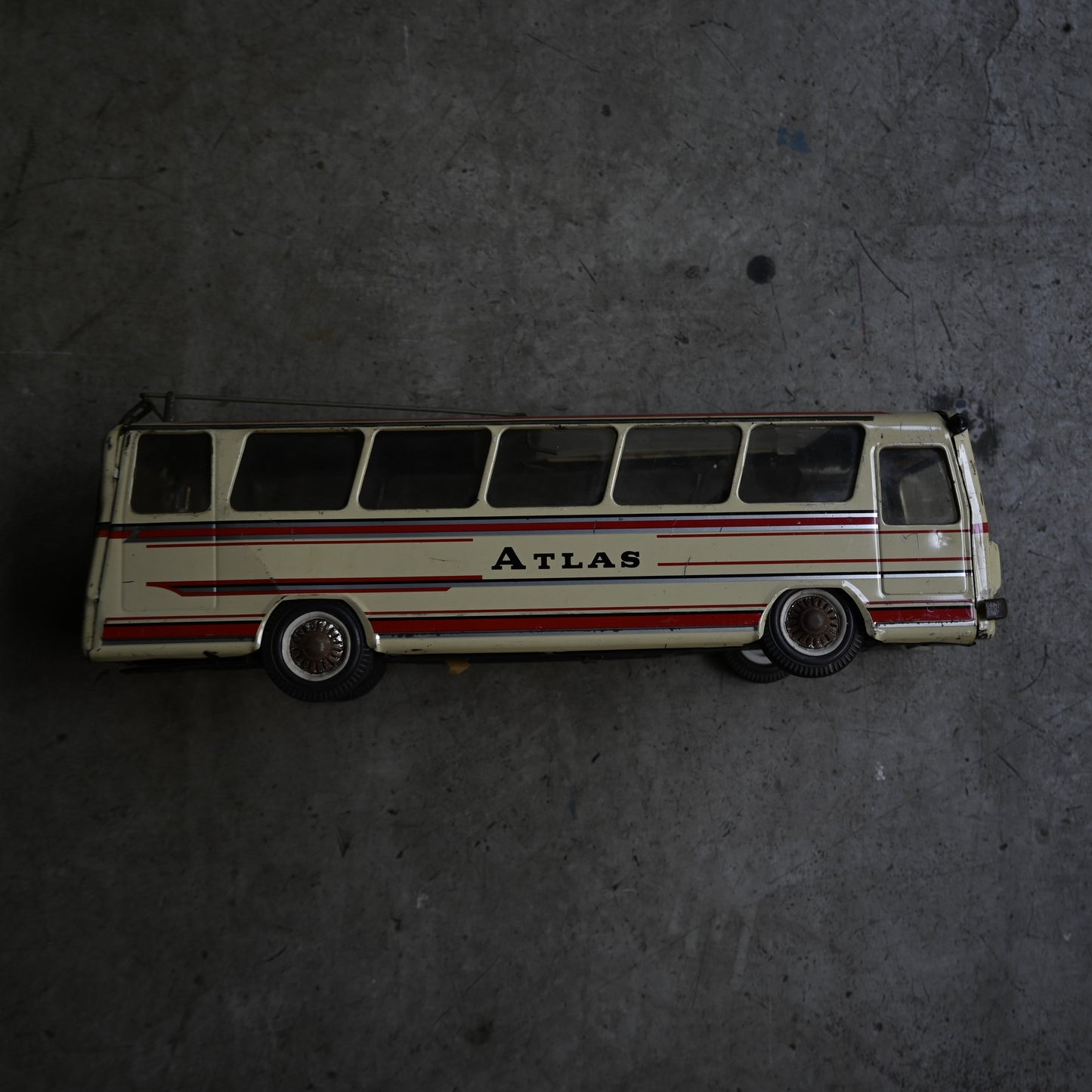 Vintage Touring bus "ATLAS"｛RB-00802｝