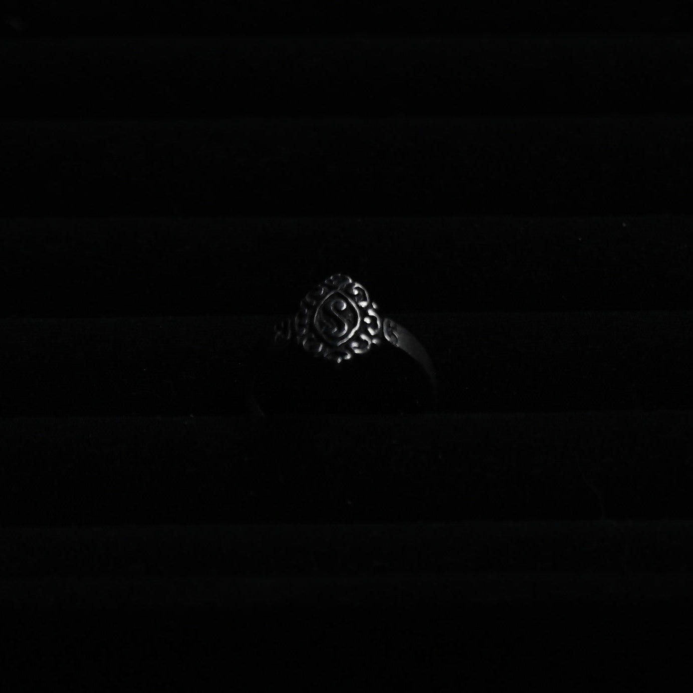 Vintage Initial Ring "S"｛RM-00316｝