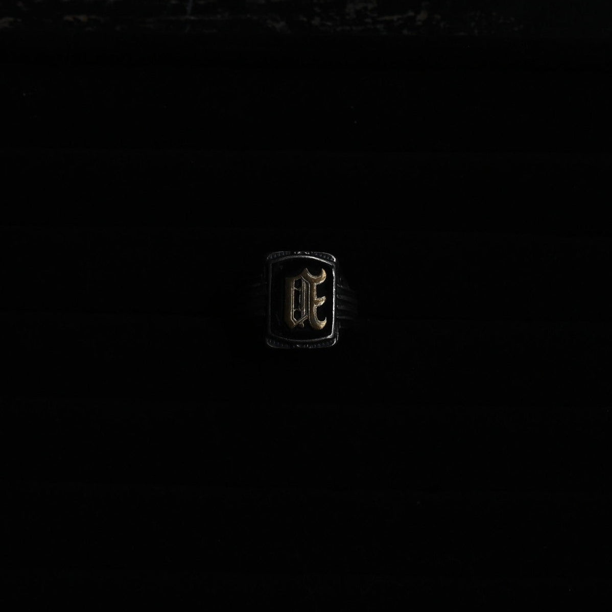 Vintage Gold Black Onyx Signet Ring ｛RM-00318｝