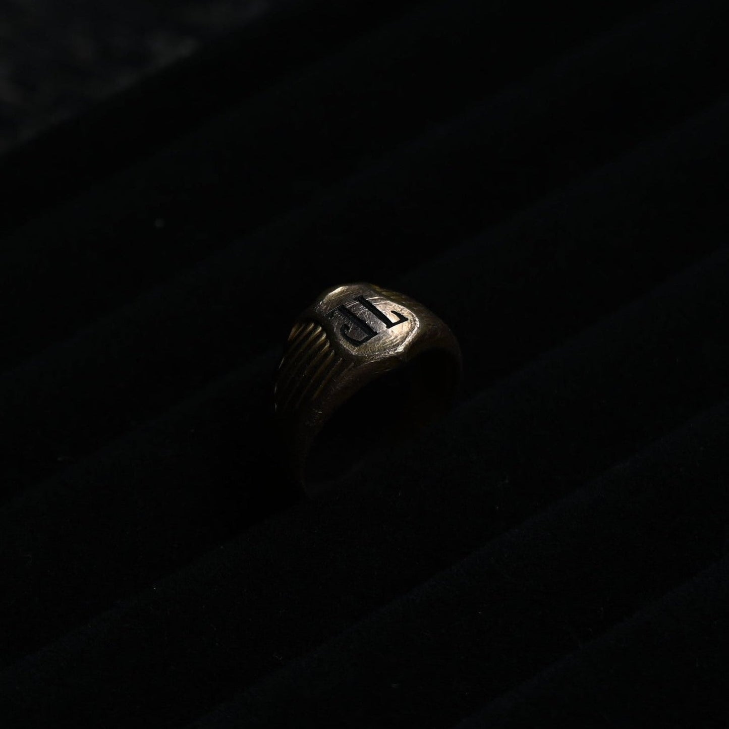 Vintage Initial Signet Ring｛RM-00322｝