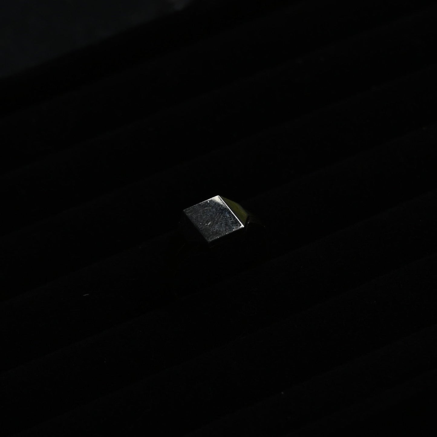 Square Signet Ring " Gold × Silver "｛RM-00334｝