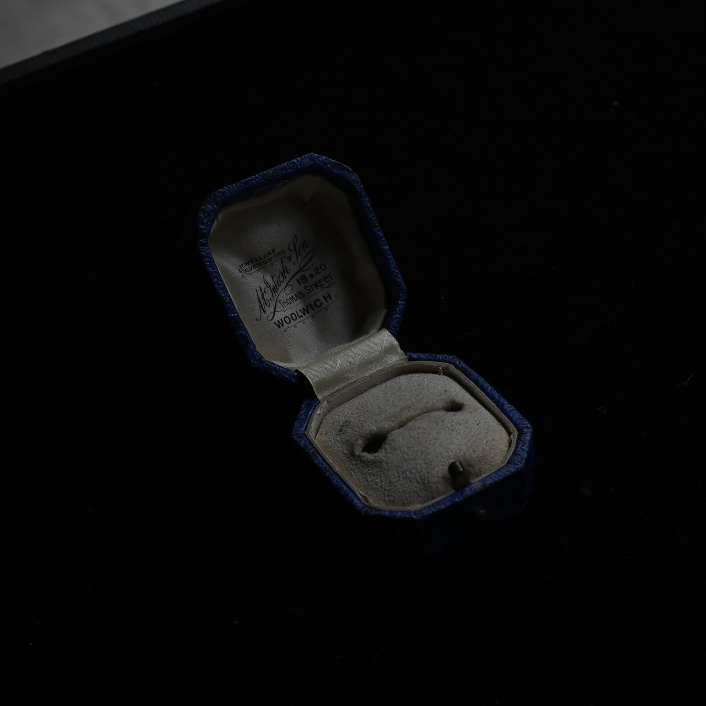 M.S. WOOLWICH Ring Case" Cobalt Blue "｛RB-00920｝