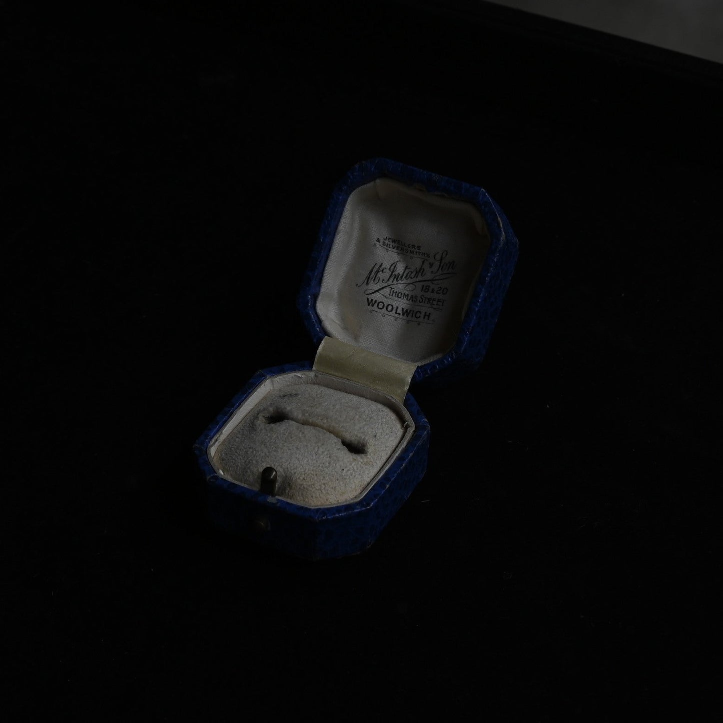 M.S. WOOLWICH Ring Case" Cobalt Blue "｛RB-00920｝