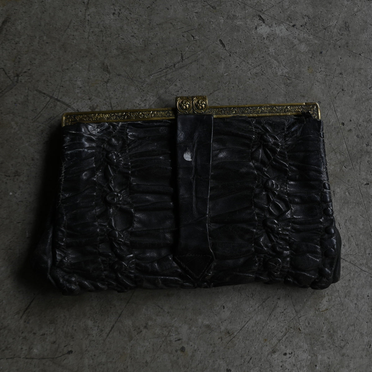 Black Leather Ruched Clutch Purse ｛RB-01207｝