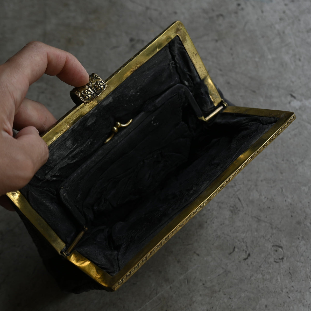 Black Leather Ruched Clutch Purse ｛RB-01207｝