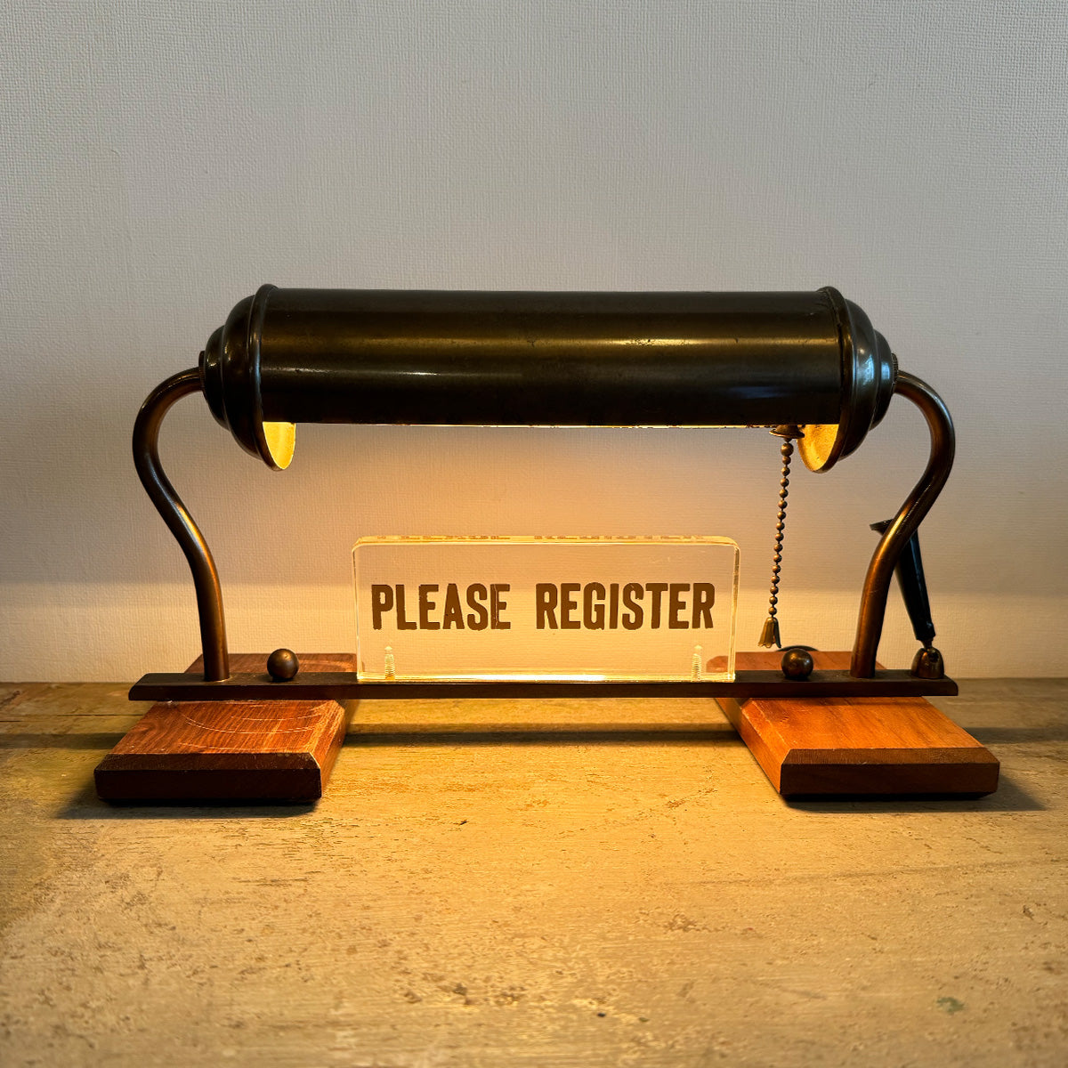 Desk Lamp "PLEASE REGISTER" ｛F-00402｝