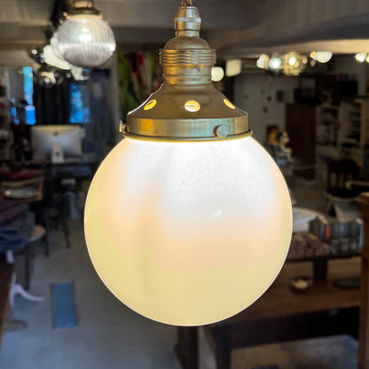 Milk glass round Lamp｛F-00411｝