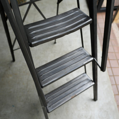 Steel stepladder｛R-00211｝