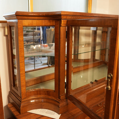 Glass Showcase｛ F-00119｝