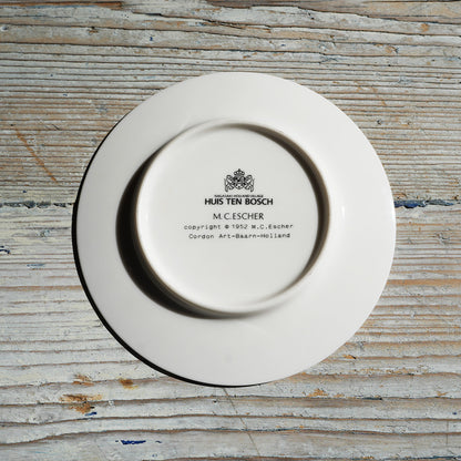 M.C.ESCHER / Cup ＆ Saucer Blue｛F-00945｝